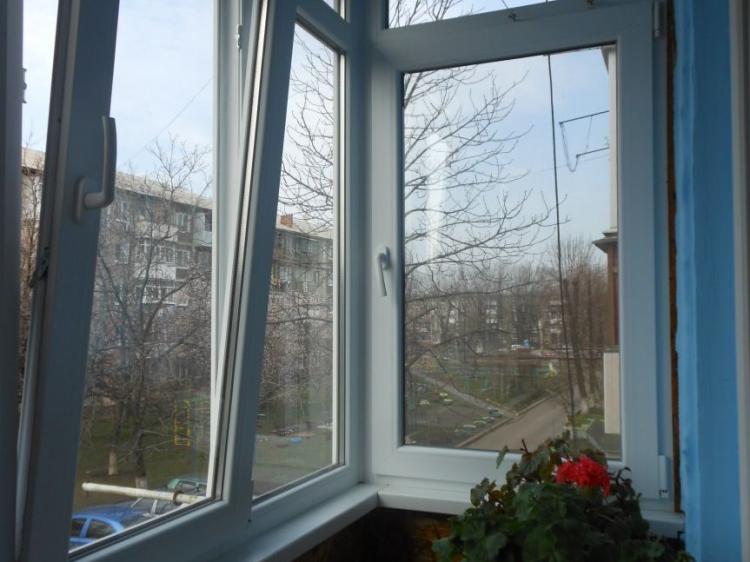 Двухкомнатная квартира (продажа) - Мирноград, р-н. Молодежный (ID: 2206) - Фото #2