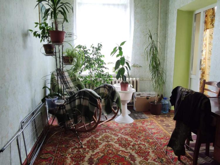 Трёхкомнатная квартира (продажа) - Покровск, р-н. Центр (ID: 2325) - Фото #2