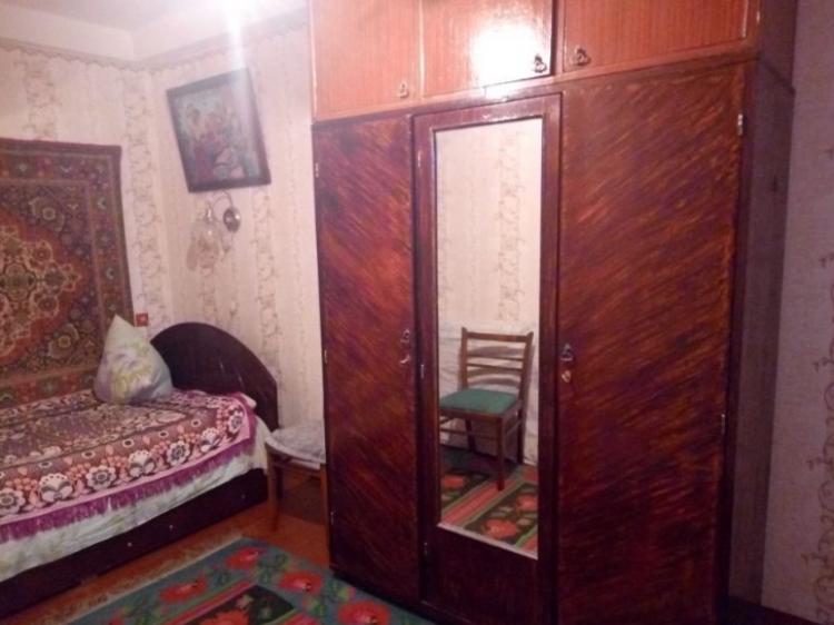 Трёхкомнатная квартира (продажа) - Покровск, р-н. Динас (ID: 2503) - Фото #2
