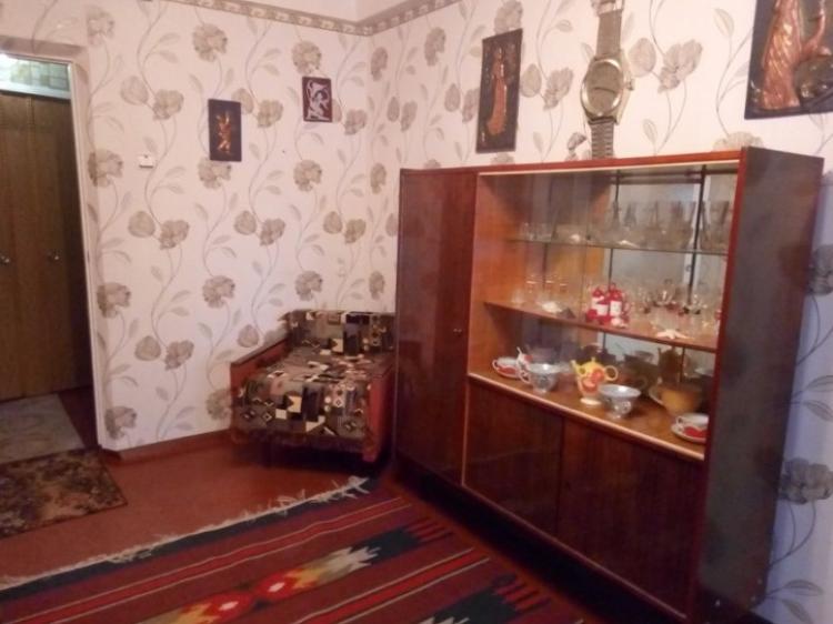 Трёхкомнатная квартира (продажа) - Покровск, р-н. Динас (ID: 2503) - Фото #5