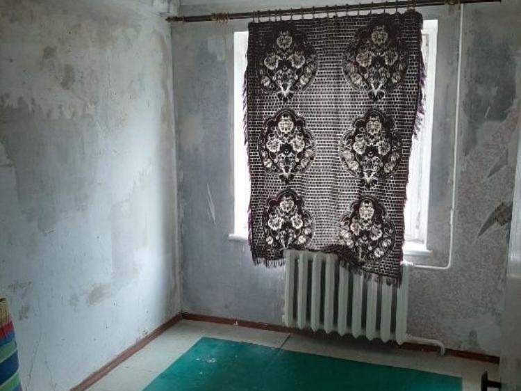 Трёхкомнатная квартира (продажа) - Покровск, р-н. Лазурный (ID: 2578) - Фото #10