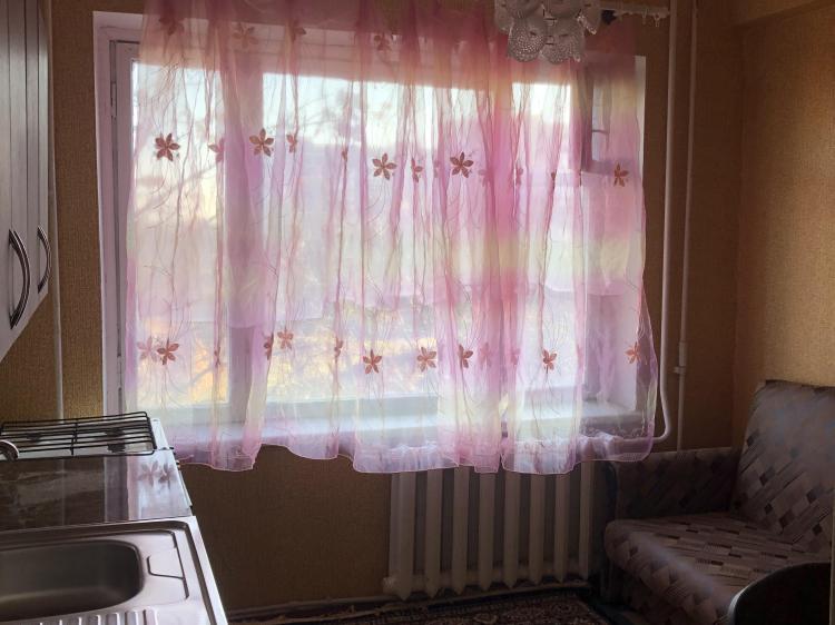 Однокомнатная квартира (аренда) - Покровск, р-н. Лазурный (ID: 2607) - Фото #1