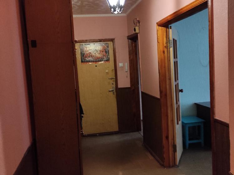 Трёхкомнатная квартира (продажа) - Покровск, р-н. Лазурный (ID: 2628) - Фото #3