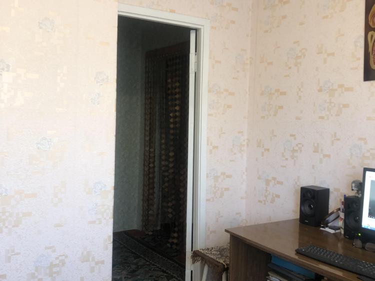 Трёхкомнатная квартира (продажа) - Покровск, р-н. Солнечный (ID: 2712) - Фото #10
