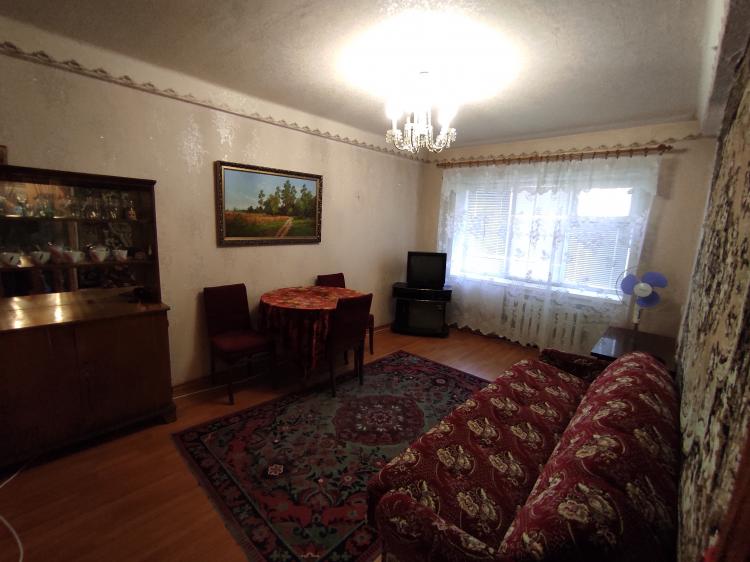 Трёхкомнатная квартира, Покровск, Шахтостроителей (Продажа) - ID: 3153