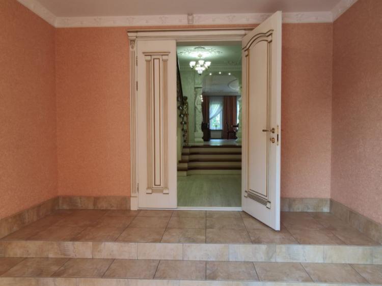 Двухэтажный дом (продажа) - Покровск, р-н. Центр (ID: 3267) - Фото #2