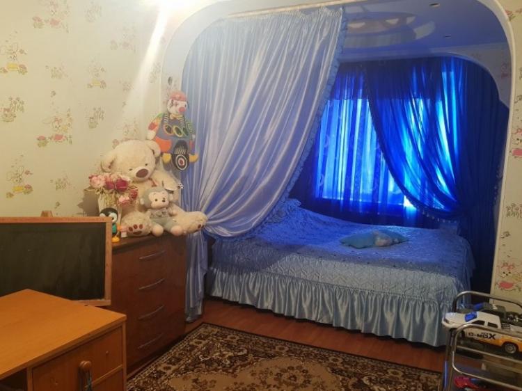 Четырёхкомнатная квартира (продажа) - Покровск, р-н. Шахтёрский (ID: 3292) - Фото #3
