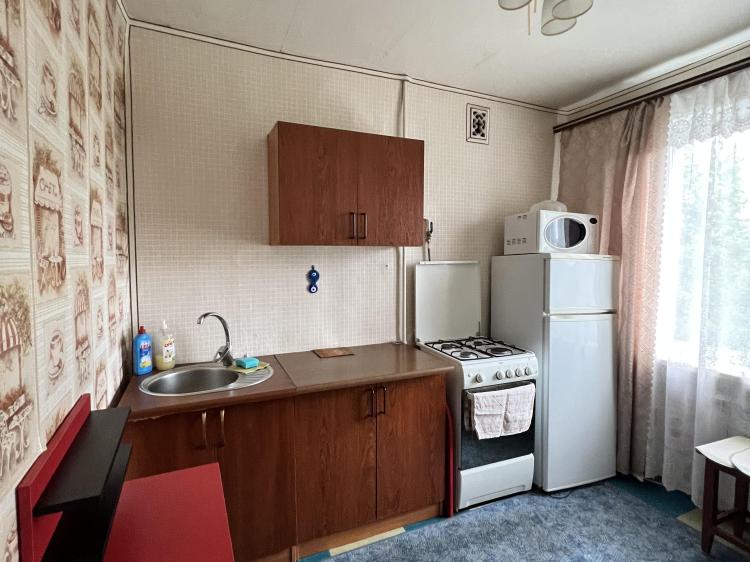 Однокімнатна квартира, Покровськ, Шахтарський (Оренда) - ID: 3722