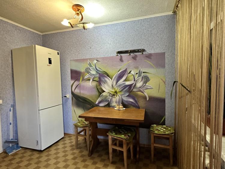 Трикімнатна квартира (продаж) - Покровськ, р-н. Лазурний (ID: 3883) - Фото #2