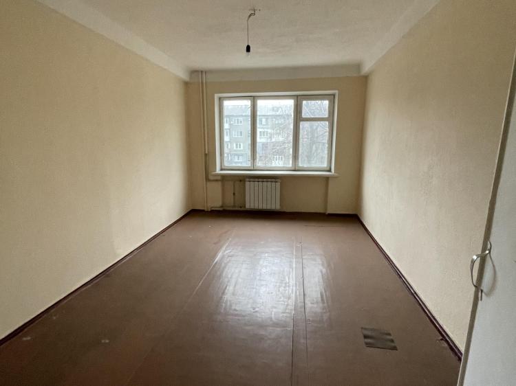 Трикімнатна квартира, Покровськ, Південний (Оренда) - ID: 4003